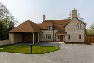 Boatyard in Yarnton hero image